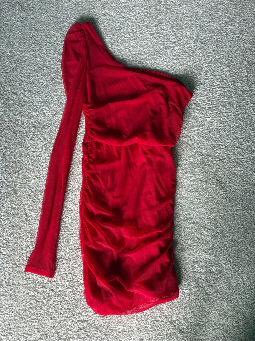 Lucy in the Sky One-Shoulder Red Ruched Mini